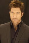 Dylan McDermott photo